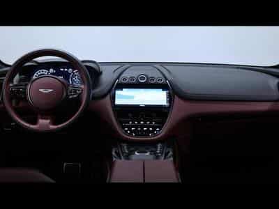 Aston-Martin DBX 4.0 V8 550 (2021) - Photo 15