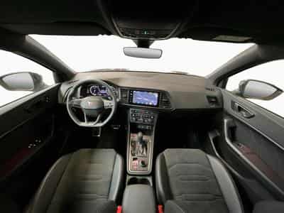 Cupra Ateca DSG+RearView+P.-Safe-Drive.XL+LED+Navi (2025) - Photo 2