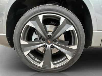 Cupra Ateca DSG+RearView+P.-Safe-Drive.XL+LED+Navi (2025) - Photo 8