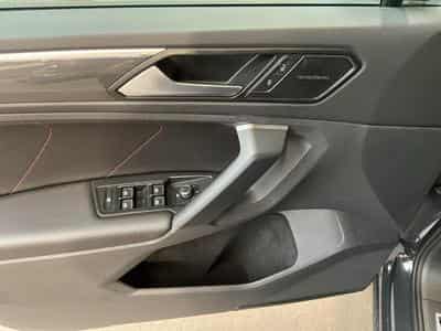 VW Tiguan Life-Urban-Sport+DSG+Led+Head+Sound (2024) - Photo 10