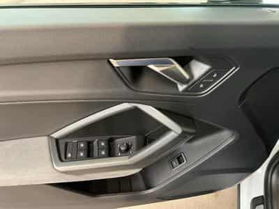 Audi Q3 SB+S-Line+40TDI+Quattro+S-Tronic+LED (2025) - Photo 14
