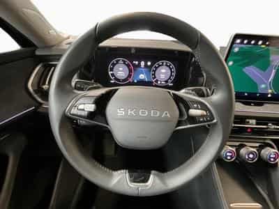 Skoda Kodiaq Selection+DSG+SUITE+Light&View+AHK (2025) - Foto 12