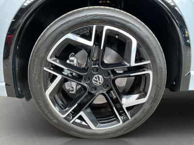 VW Tiguan R-Line+DSG+PHEV+Black-Style+Pano+AHK (2025) - Foto 8