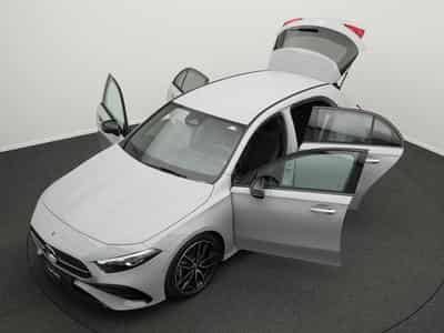 Mercedes A 200 AMG-Line Multi+Kamera+Distr+Night+19" (2025) - Photo 12
