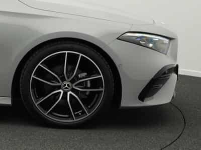Mercedes A 200 AMG-Line Multi+Kamera+Distr+Night+19" (2025) - Photo 6