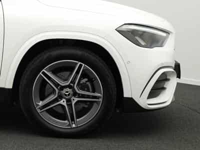 Mercedes GLA 220 4M AMG-Line LED+Kamera+Totw+Night+19" (2024) - Photo 6