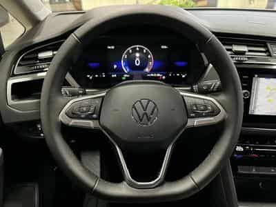 VW Touran (2025) - Foto 10