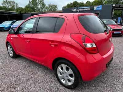 Hyundai i20 i20 Comfort *Klima*MFL*BC*2.Hand* (2009) - Photo 6