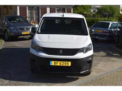 Peugeot Partner 1,5 HDi Maxi 3 places 42000km (2021) - Photo 2