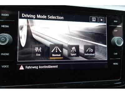 VW Touran 2.0 TDI HIGHLINE 150 DSG R-LINE (2018) - Photo 14