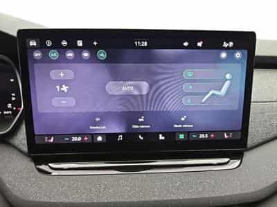 Skoda Octavia 1.5 TSi 150 DSG SELECTION (2025) - Photo 12