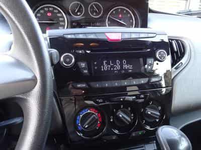 Lancia Ypsilon 0.9 Automatique (2013) - Photo 7