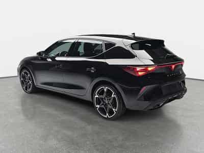 Cupra Leon 1.5 eTSi DSG 150 (2025) - Photo 4