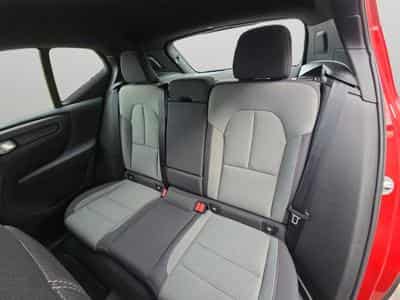 Volvo XC40 B3 Core / Essence (2022) - Foto 15