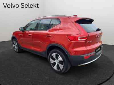 Volvo XC40 B3 Core / Essence (2022) - Foto 8