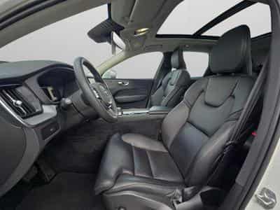 Volvo XC60 B4 Ultimate Bright / Essence (2022) - Foto 12