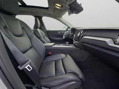 Volvo XC60 B4 Ultimate Bright / Essence (2022) - Foto 14