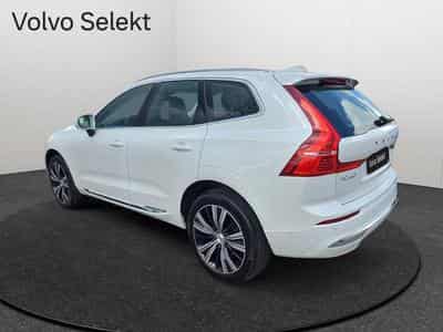 Volvo XC60 B4 Ultimate Bright / Essence (2022) - Foto 8