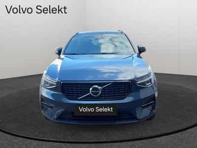 Volvo XC40 B3 Plus Dark / Essence (2025) - Photo 2