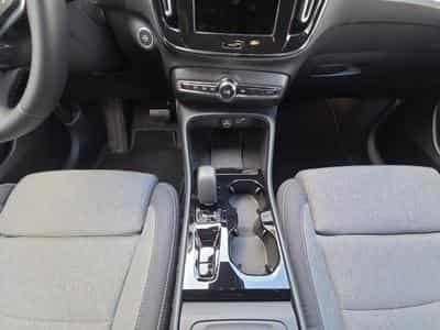 Volvo XC40 B3 Plus Dark / Essence (2025) - Photo 8