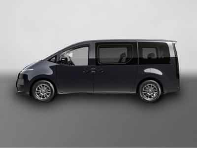 Hyundai Staria (2025) - Photo 3