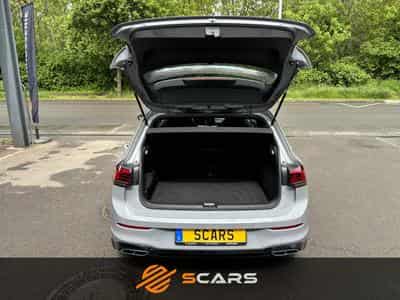 VW Golf 1.5 eTsi DSG 150cv R-Line (2023) - Foto 7