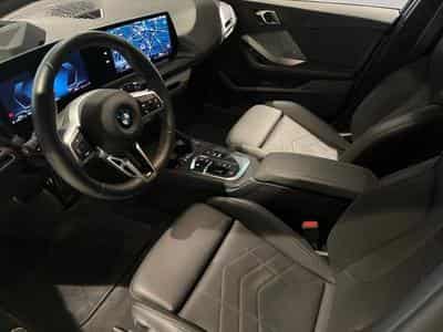 BMW 123 123i xDrive (2025) - Photo 9