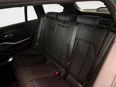 BMW M3 M COMPETITION (2025) - Photo 12