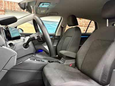 VW Golf Golf VIII 1.0 eTSi 110cv Auto LIFE (2022) - Photo 5