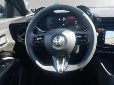 Alfa-Romeo Junior IBRIDA TI 1.2 VGT (2026) - Photo 14