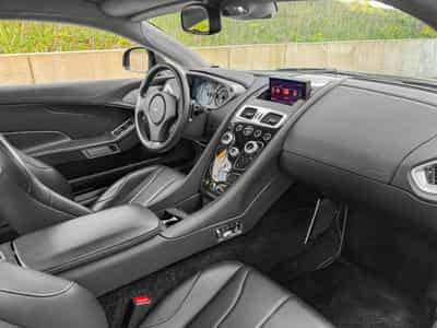 Aston-Martin Vanquish V12 VANQUISH/ KERAMIK/CARBON/BANG&OLUFSEN/20° (2017) - Photo 11