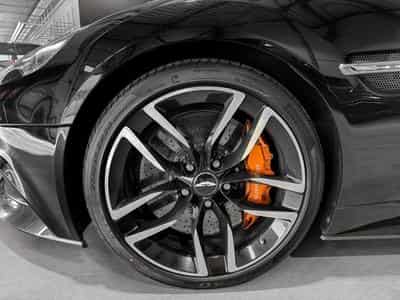 Aston-Martin Vanquish V12 VANQUISH/ KERAMIK/CARBON/BANG&OLUFSEN/20° (2017) - Photo 13