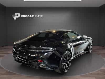 Aston-Martin DB12 COUPE/V8/BLACK ON BLACK/ B&W/360°/SEAT VENT/ (2025) - Photo 4
