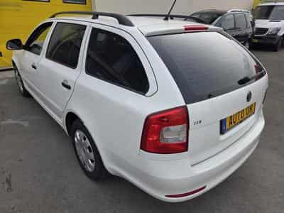 Skoda Octavia Combi 1.6 Tdi 105 CV Garantie 12 Mois (2011) - Photo 10