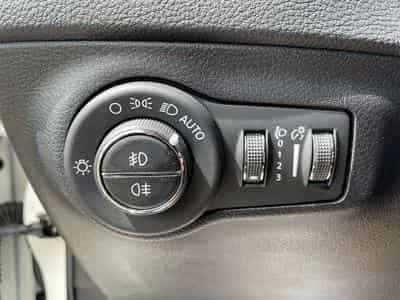 Jeep Compass 4x4 Auto Limited JUSQU'A 48 MOIS DE GARANTIE (2019) - Foto 11