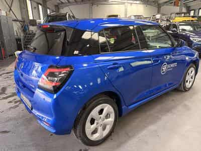 Suzuki Swift 1.2 GL+ MildHybrid (2025) - Photo 3