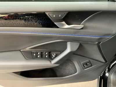 VW Tiguan R-Line+DSG+4x4+AHK+P.Info (2024) - Photo 14