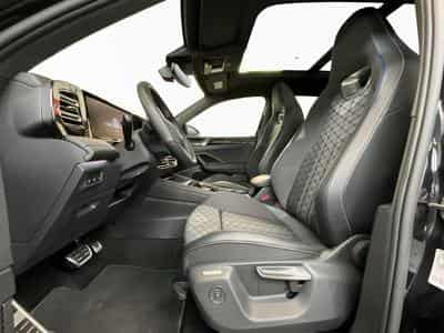 VW Tiguan R-Line+DSG+4x4+AHK+P.Info (2024) - Photo 9