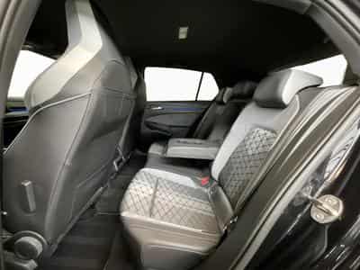 VW Golf R-Line+DSG+Matrix-LED+RearView+IQ-Drive (2023) - Photo 15