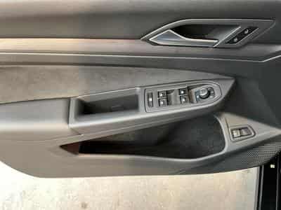 VW Golf Style+DSG+PHEV+Pano+Navi+RearView (2022) - Photo 10