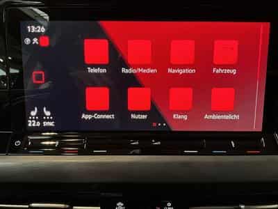 VW Golf Style+DSG+PHEV+Pano+Navi+RearView (2022) - Photo 15