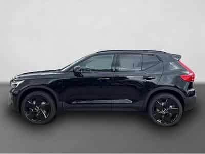Volvo XC40 (2025) - Photo 2