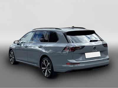 VW Golf (2024) - Photo 2