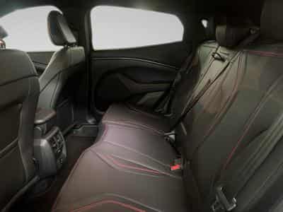 Ford Mustang Mach-E AWD (2022) - Photo 11