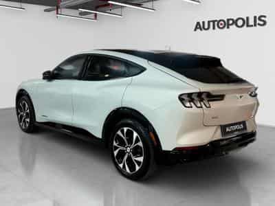 Ford Mustang Mach-E AWD (2022) - Photo 13