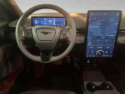 Ford Mustang Mach-E AWD (2022) - Photo 7