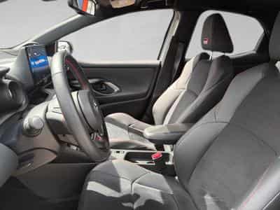 Toyota Yaris 1.5 VVT-i Hybrid GR Sport e-CVT (2023) - Foto 4