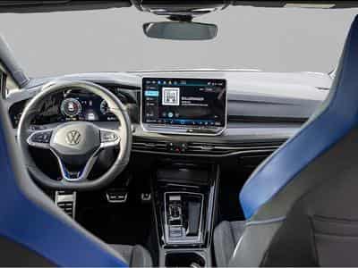 VW Golf (2025) - Photo 5