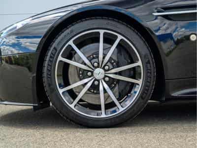 Aston-Martin V8 Vantage 4.7 S | SP10 | EMBRAYAGE NEUF | CARBONE (2015) - Photo 10