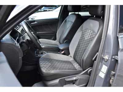 VW Tiguan 2.0 TDI R-Line DSG ACC TRAVEL SIDE ATT RMQ CAM PARK 1° MAIN (2023) - Foto 6